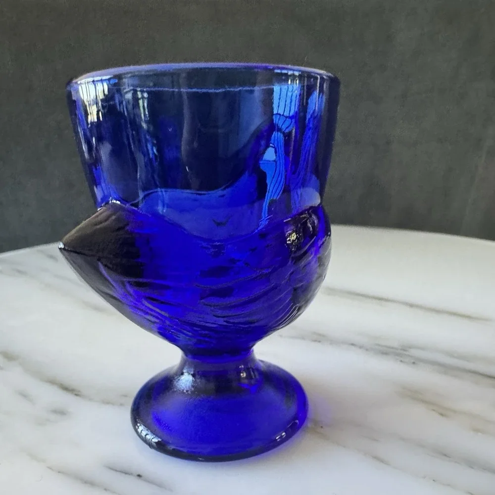 Vintage COBALT BLUE chicken shaped FOOTED EGG CUP ~ Arcaroc France  2.75
